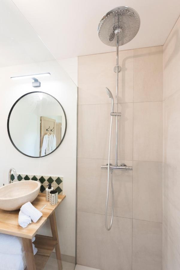 La Petite Ruche, 1 Bedroom Gite In The Luberon Apt Exterior foto